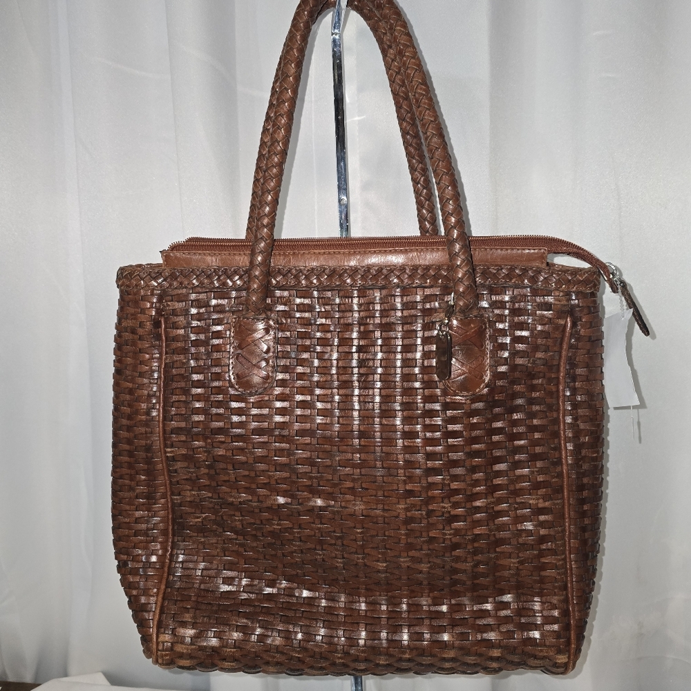 GEM VINTAGE GENUINE LEATHER WOOVEN HANDBAG